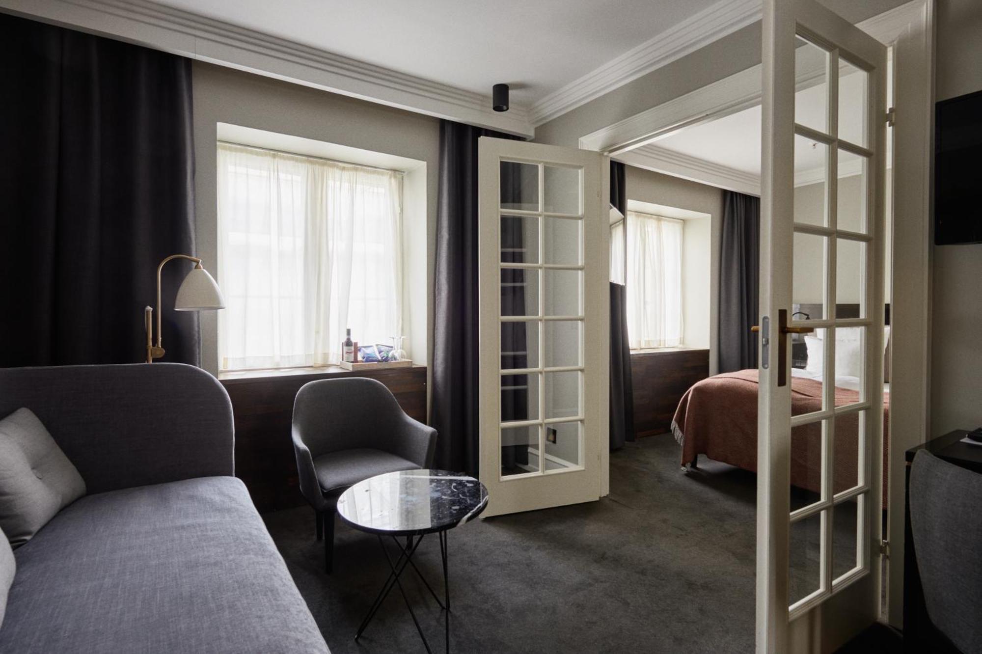 Junior Suite,1516318420:JPEG